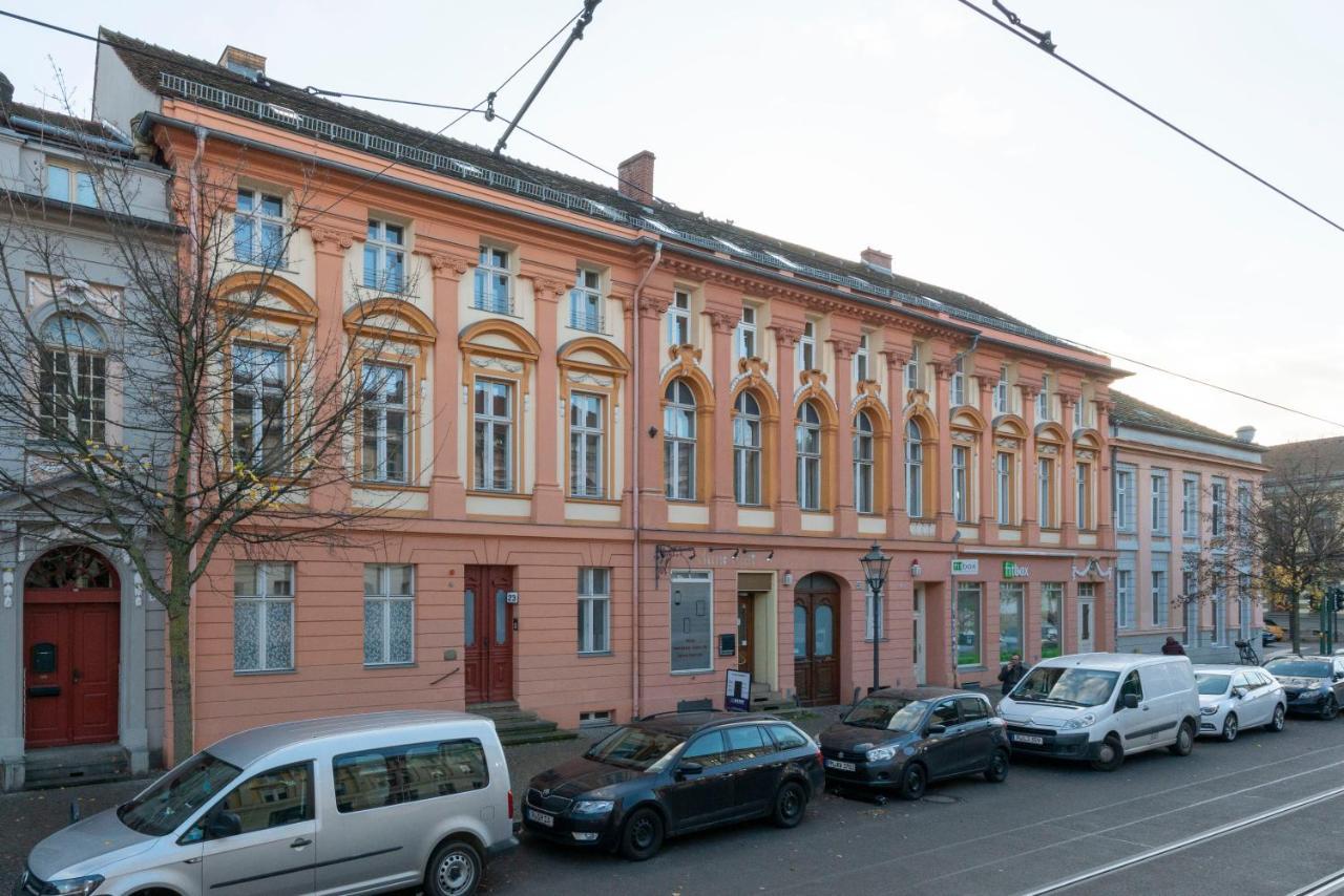 Studio Apartment Im Palais Fleur Blanche Potsdam Exterior foto