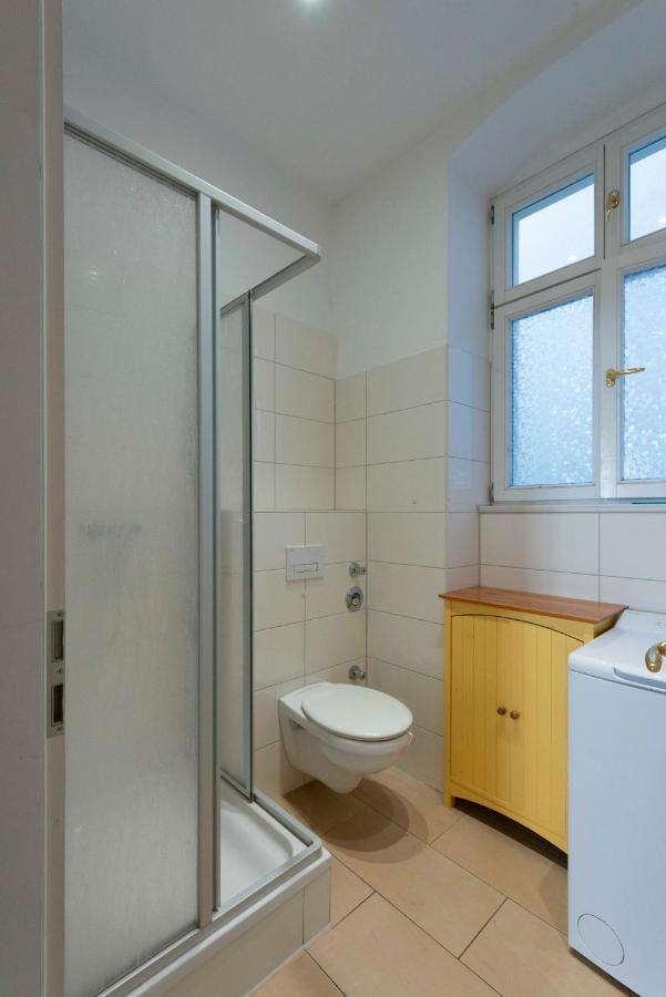Studio Apartment Im Palais Fleur Blanche Potsdam Exterior foto