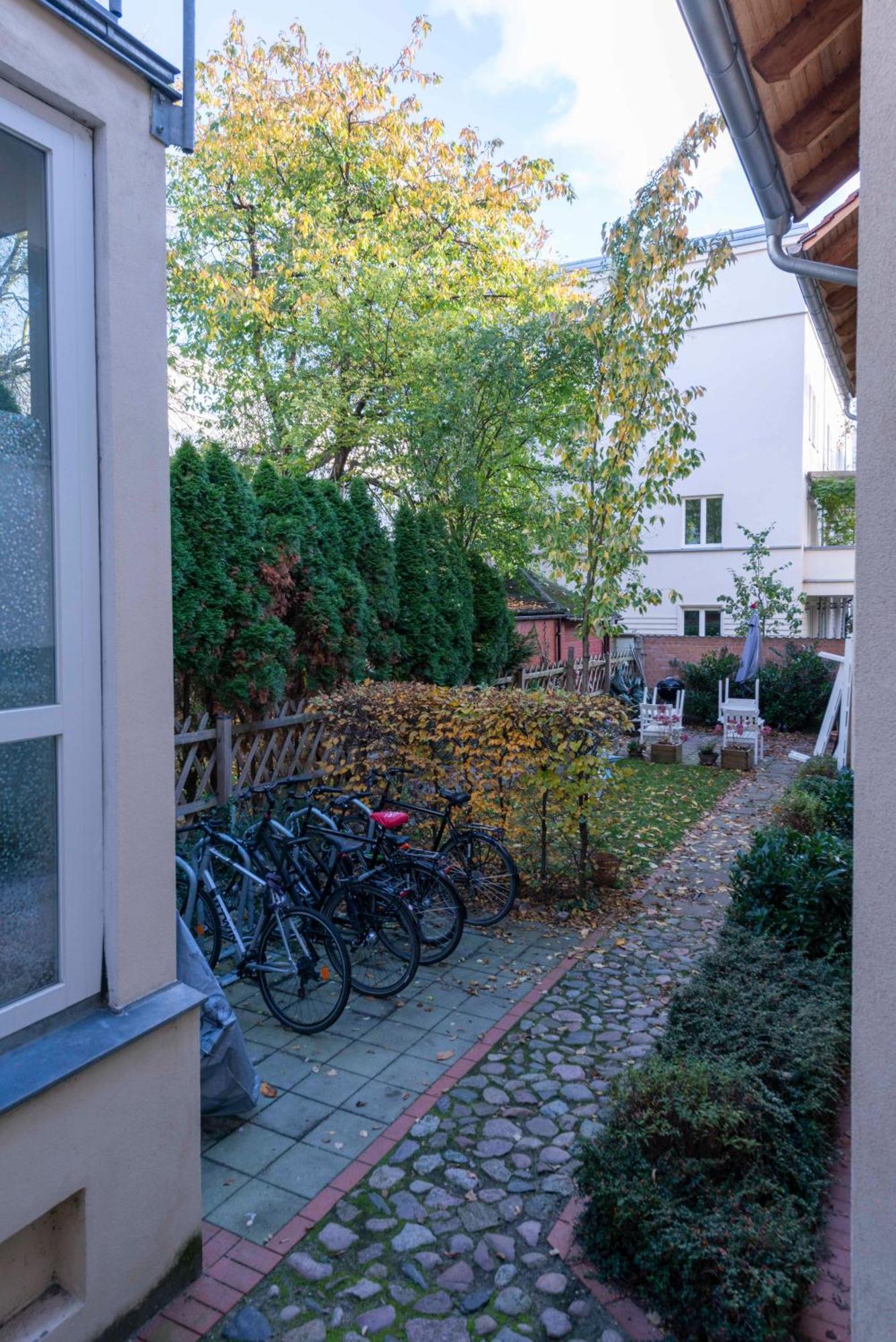 Studio Apartment Im Palais Fleur Blanche Potsdam Exterior foto